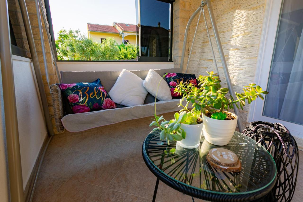 Villa Lorema-Pet Friendly On 5000 Sqm Garden,Pool, Jacuzzi, Billiard&Ps5 圣菲利普雅科夫 外观 照片